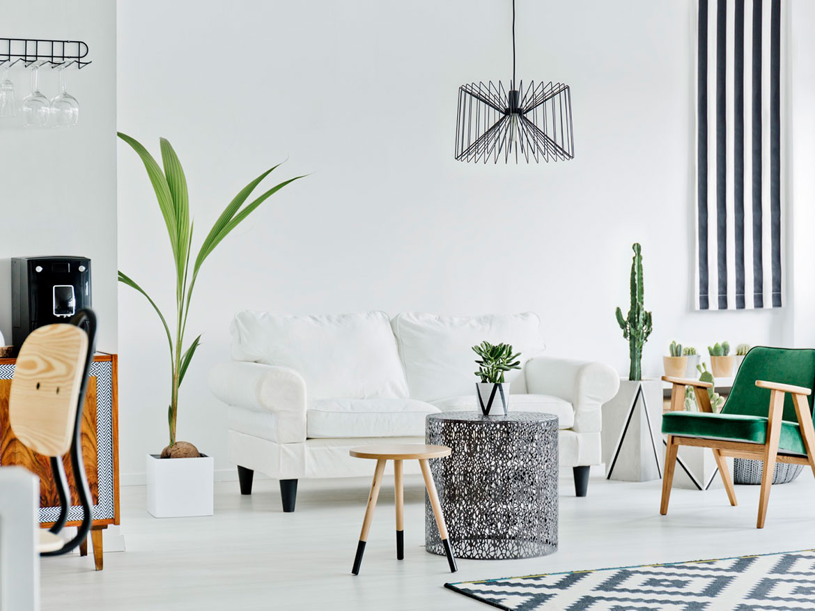 Ample apartment at last floor